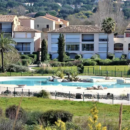 C-FORTY - piscine - plage Gassin Extérieur photo